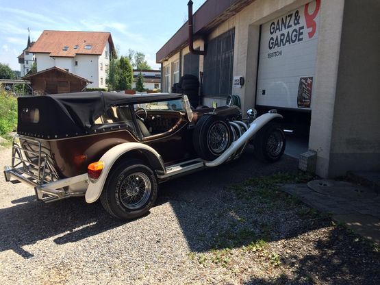 Ganz & Garage